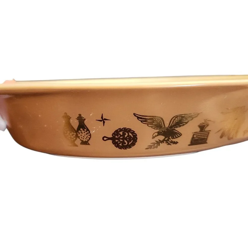 Pyrex Early American Divided Dish 1 1/2qt. Brown w/ Gold Accents White Interior